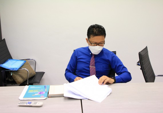 ภาพกิจกรรม ประชุมหลักสูตรเคมี พัฒนาและวิพากษ์หลักสูตร