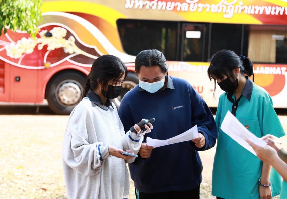 ภาพกิจกรรม  คณะวิทยาศาสตร์และเทคโนโลยี จัดค่ายวิทยาศาสตร์สัญจรโรงเรียนปางมะค่าวิทยาคม