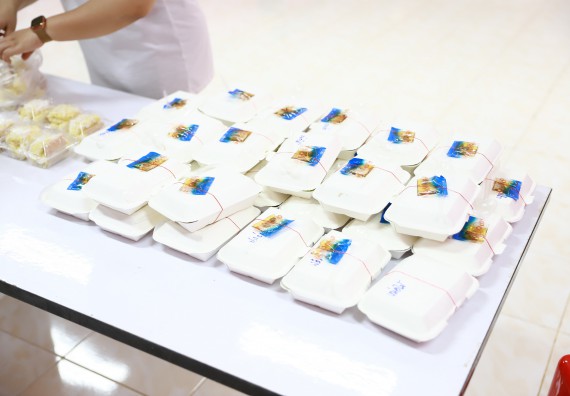 ภาพกิจกรรม  คณะวิทยาศาสตร์และเทคโนโลยี จัดค่ายวิทยาศาสตร์สัญจรโรงเรียนปางมะค่าวิทยาคม