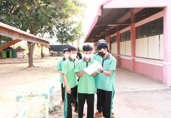 ภาพกิจกรรม  คณะวิทยาศาสตร์และเทคโนโลยี จัดค่ายวิทยาศาสตร์สัญจรโรงเรียนปางมะค่าวิทยาคม