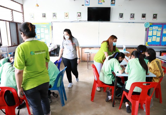 ภาพกิจกรรม  คณะวิทยาศาสตร์และเทคโนโลยี จัดค่ายวิทยาศาสตร์สัญจรโรงเรียนปางมะค่าวิทยาคม