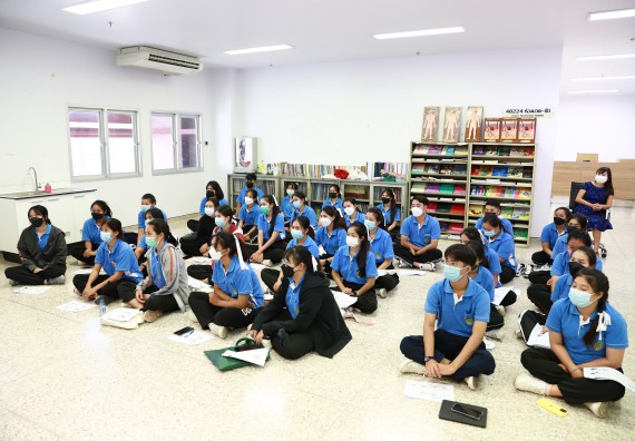 ภาพกิจกรรม  โปรแกรมวิชาสาธารณสุขศาสตร์ จัดกิจกรรมอบรมการช่วยเหลือผู้ป่วยฉุกเฉิน