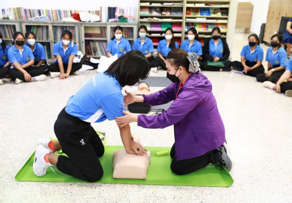 ภาพกิจกรรม  โปรแกรมวิชาสาธารณสุขศาสตร์ จัดกิจกรรมอบรมการช่วยเหลือผู้ป่วยฉุกเฉิน