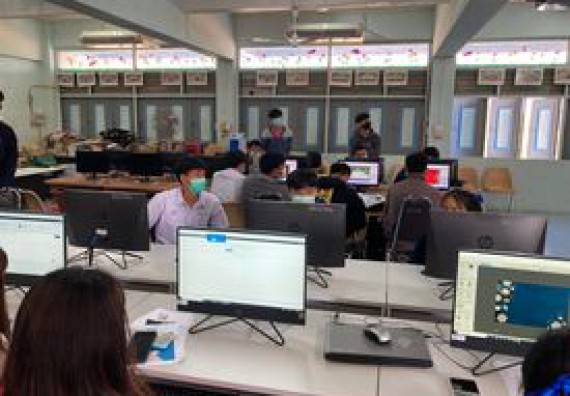 ภาพกิจกรรม  โปรแกรมวิชาวิทยาการคอมพิวเตอร์และเทคโนโลยีสารสนเทศ จัดอบรมเชิงปฏิบัติการ Infographic 3D ด้วยเว็บไซต์