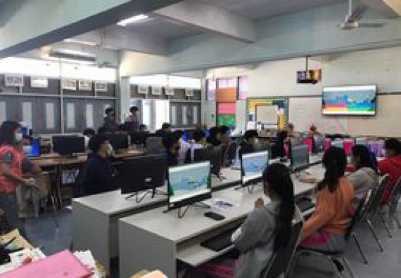 ภาพกิจกรรม  โปรแกรมวิชาวิทยาการคอมพิวเตอร์และเทคโนโลยีสารสนเทศ จัดอบรมเชิงปฏิบัติการ Infographic 3D ด้วยเว็บไซต์