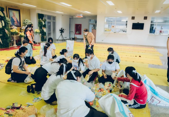 ภาพกิจกรรม  สโมสรนักศึกษาคณะวิทยาศาสตร์และเทคโนโลยี โครงการเรียนรู้ ธำรงศิลปวัฒนธรรมคณะวิทยาศาสตร์และเทคโนโลยี มหาวิทยาลัยราชภัฏกำแพงเพชร ประจำปีงบประมาณ 2565