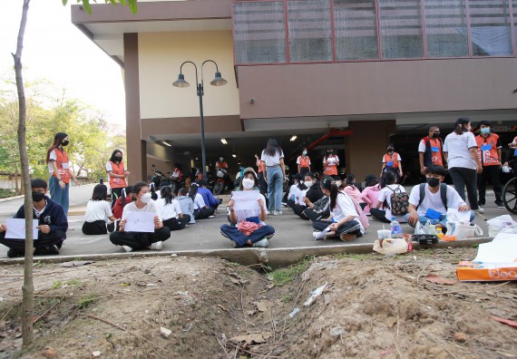 ภาพกิจกรรม  สโมสรนักศึกษาคณะวิทยาศาสตร์และเทคโนโลยี จัดโครงการพัฒนานักศึกษาคณะวิทยาศาสตร์และเทคโนโลยี มหาวิทยาลัยราชภัฏกําแพงเพชร ประจําปีงบประมาณ 2565