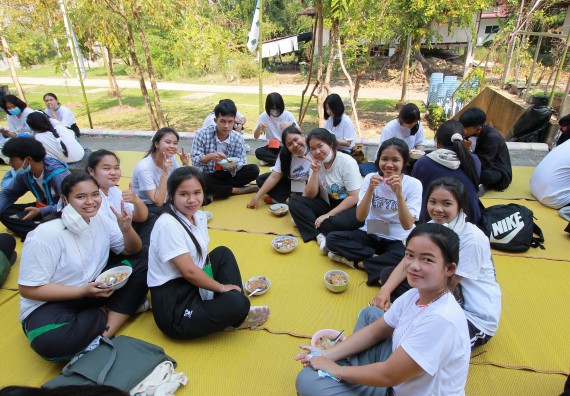 ภาพกิจกรรม  สโมสรนักศึกษาคณะวิทยาศาสตร์และเทคโนโลยี จัดโครงการพัฒนานักศึกษาคณะวิทยาศาสตร์และเทคโนโลยี มหาวิทยาลัยราชภัฏกําแพงเพชร ประจําปีงบประมาณ 2565