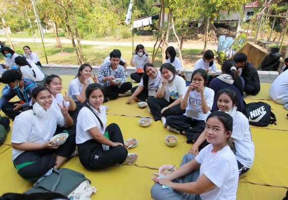 ภาพกิจกรรม  สโมสรนักศึกษาคณะวิทยาศาสตร์และเทคโนโลยี จัดโครงการพัฒนานักศึกษาคณะวิทยาศาสตร์และเทคโนโลยี มหาวิทยาลัยราชภัฏกําแพงเพชร ประจําปีงบประมาณ 2565