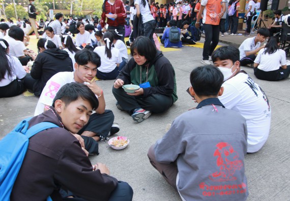 ภาพกิจกรรม  สโมสรนักศึกษาคณะวิทยาศาสตร์และเทคโนโลยี จัดโครงการพัฒนานักศึกษาคณะวิทยาศาสตร์และเทคโนโลยี มหาวิทยาลัยราชภัฏกําแพงเพชร ประจําปีงบประมาณ 2565