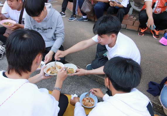 ภาพกิจกรรม  สโมสรนักศึกษาคณะวิทยาศาสตร์และเทคโนโลยี จัดโครงการพัฒนานักศึกษาคณะวิทยาศาสตร์และเทคโนโลยี มหาวิทยาลัยราชภัฏกําแพงเพชร ประจําปีงบประมาณ 2565