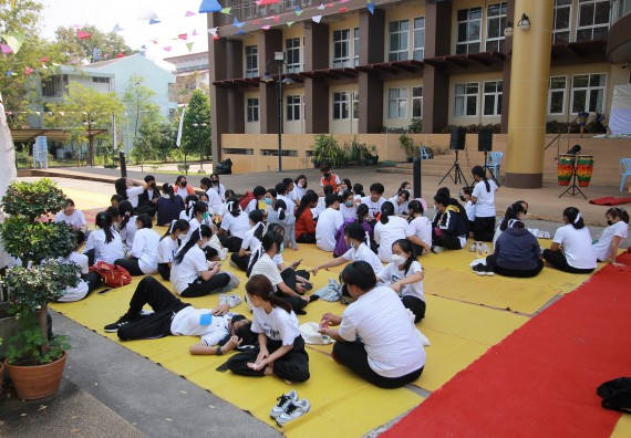 ภาพกิจกรรม  สโมสรนักศึกษาคณะวิทยาศาสตร์และเทคโนโลยี จัดโครงการพัฒนานักศึกษาคณะวิทยาศาสตร์และเทคโนโลยี มหาวิทยาลัยราชภัฏกําแพงเพชร ประจําปีงบประมาณ 2565