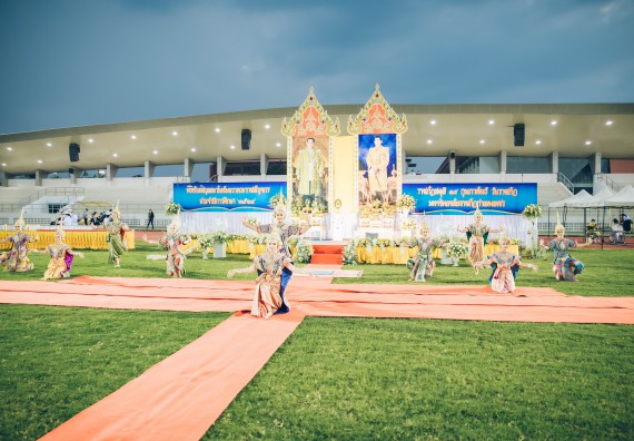 ภาพกิจกรรม  คณะวิทยาศาสตร์และเทคโนโลยี  เข้าร่วมพิธีวันราชภัฏ