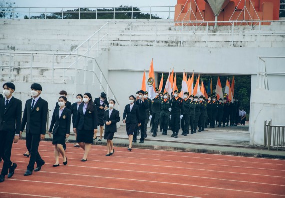 ภาพกิจกรรม  คณะวิทยาศาสตร์และเทคโนโลยี  เข้าร่วมพิธีวันราชภัฏ