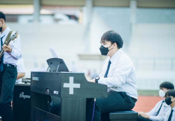 ภาพกิจกรรม  คณะวิทยาศาสตร์และเทคโนโลยี  เข้าร่วมพิธีวันราชภัฏ