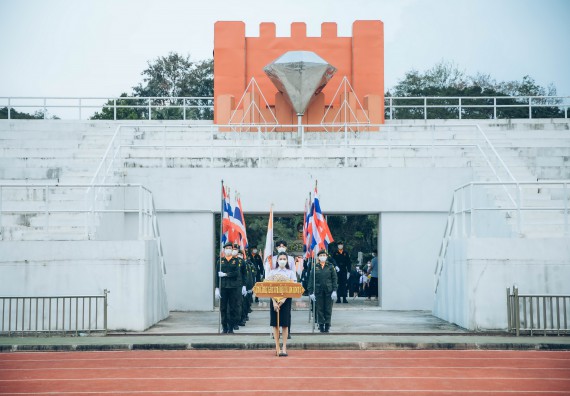 ภาพกิจกรรม  คณะวิทยาศาสตร์และเทคโนโลยี  เข้าร่วมพิธีวันราชภัฏ