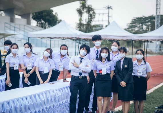 ภาพกิจกรรม  คณะวิทยาศาสตร์และเทคโนโลยี  เข้าร่วมพิธีวันราชภัฏ