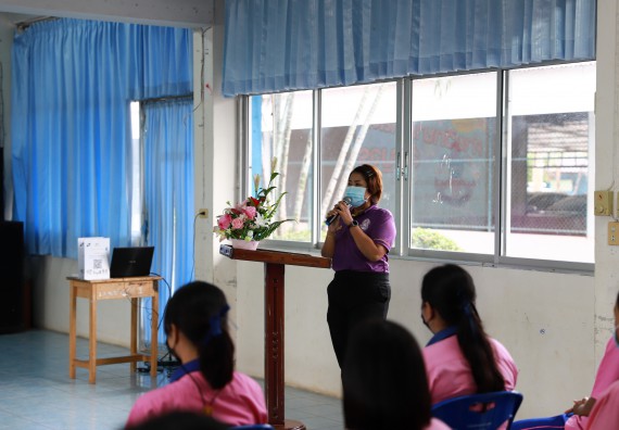 ภาพกิจกรรม  คณะวิทยาศาสตร์และเทคโนโลยี จัดค่ายวิทยาศาสตร์สัญจรโรงเรียนวังตะเคียนประชานุสรณ์
