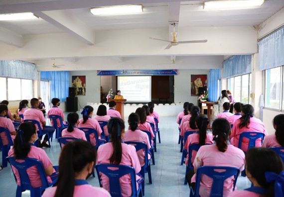 ภาพกิจกรรม  คณะวิทยาศาสตร์และเทคโนโลยี จัดค่ายวิทยาศาสตร์สัญจรโรงเรียนวังตะเคียนประชานุสรณ์