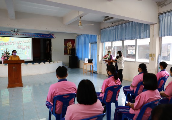 ภาพกิจกรรม  คณะวิทยาศาสตร์และเทคโนโลยี จัดค่ายวิทยาศาสตร์สัญจรโรงเรียนวังตะเคียนประชานุสรณ์