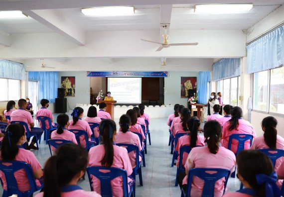 ภาพกิจกรรม  คณะวิทยาศาสตร์และเทคโนโลยี จัดค่ายวิทยาศาสตร์สัญจรโรงเรียนวังตะเคียนประชานุสรณ์