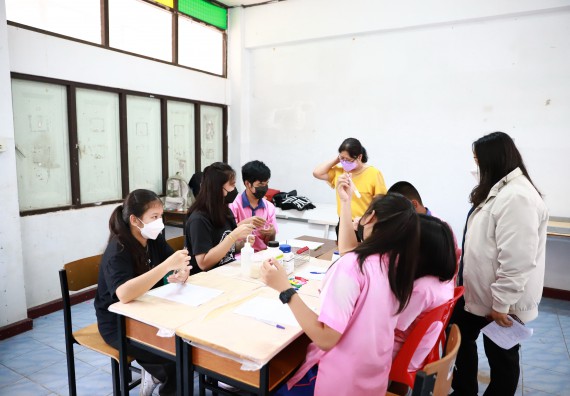 ภาพกิจกรรม  คณะวิทยาศาสตร์และเทคโนโลยี จัดค่ายวิทยาศาสตร์สัญจรโรงเรียนวังตะเคียนประชานุสรณ์