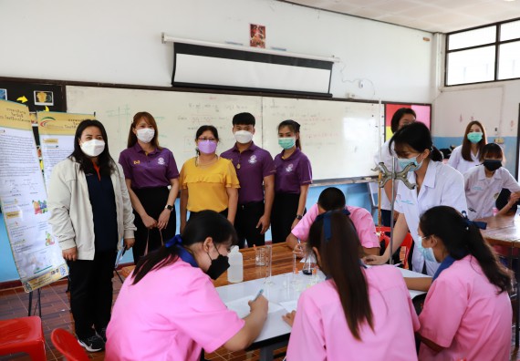 ภาพกิจกรรม  คณะวิทยาศาสตร์และเทคโนโลยี จัดค่ายวิทยาศาสตร์สัญจรโรงเรียนวังตะเคียนประชานุสรณ์