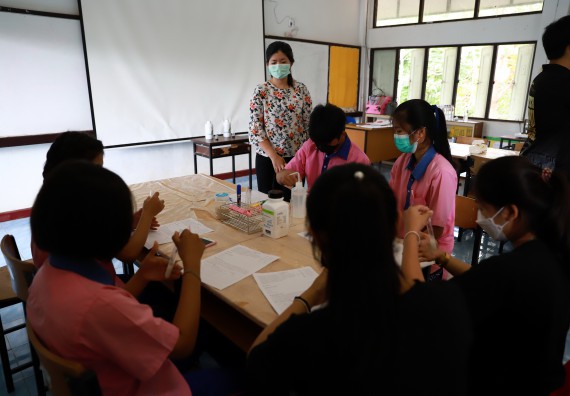 ภาพกิจกรรม  คณะวิทยาศาสตร์และเทคโนโลยี จัดค่ายวิทยาศาสตร์สัญจรโรงเรียนวังตะเคียนประชานุสรณ์