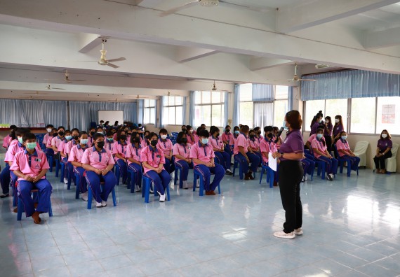 ภาพกิจกรรม  คณะวิทยาศาสตร์และเทคโนโลยี จัดค่ายวิทยาศาสตร์สัญจรโรงเรียนวังตะเคียนประชานุสรณ์