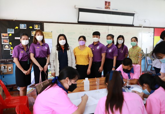 ภาพกิจกรรม  คณะวิทยาศาสตร์และเทคโนโลยี จัดค่ายวิทยาศาสตร์สัญจรโรงเรียนวังตะเคียนประชานุสรณ์