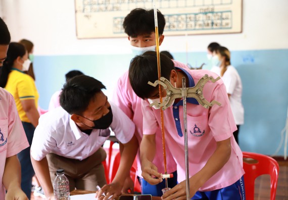 ภาพกิจกรรม  คณะวิทยาศาสตร์และเทคโนโลยี จัดค่ายวิทยาศาสตร์สัญจรโรงเรียนวังตะเคียนประชานุสรณ์
