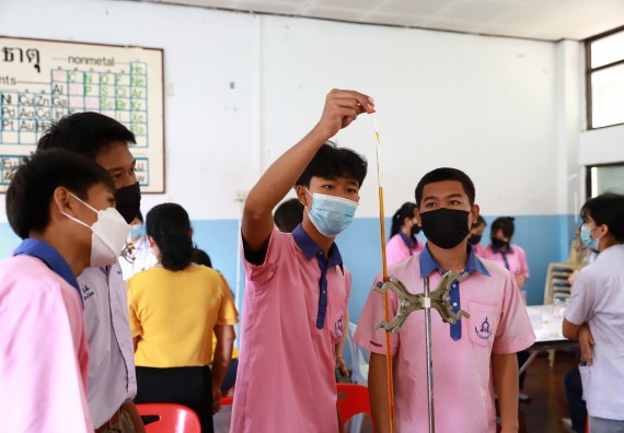 ภาพกิจกรรม  คณะวิทยาศาสตร์และเทคโนโลยี จัดค่ายวิทยาศาสตร์สัญจรโรงเรียนวังตะเคียนประชานุสรณ์