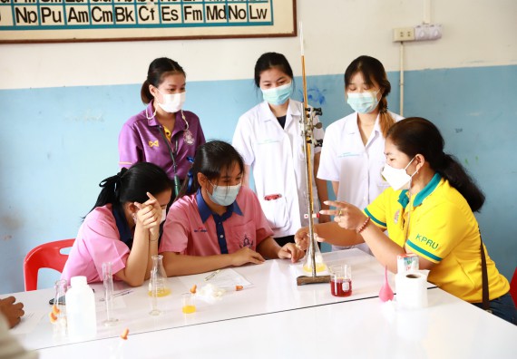 ภาพกิจกรรม  คณะวิทยาศาสตร์และเทคโนโลยี จัดค่ายวิทยาศาสตร์สัญจรโรงเรียนวังตะเคียนประชานุสรณ์