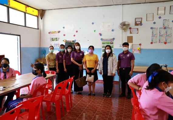 ภาพกิจกรรม  คณะวิทยาศาสตร์และเทคโนโลยี จัดค่ายวิทยาศาสตร์สัญจรโรงเรียนวังตะเคียนประชานุสรณ์