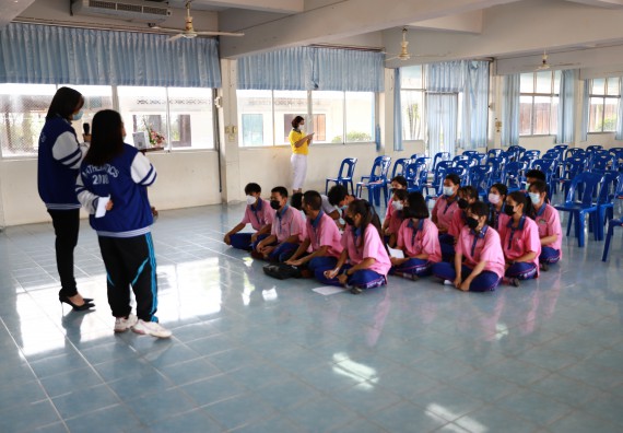 ภาพกิจกรรม  คณะวิทยาศาสตร์และเทคโนโลยี จัดค่ายวิทยาศาสตร์สัญจรโรงเรียนวังตะเคียนประชานุสรณ์