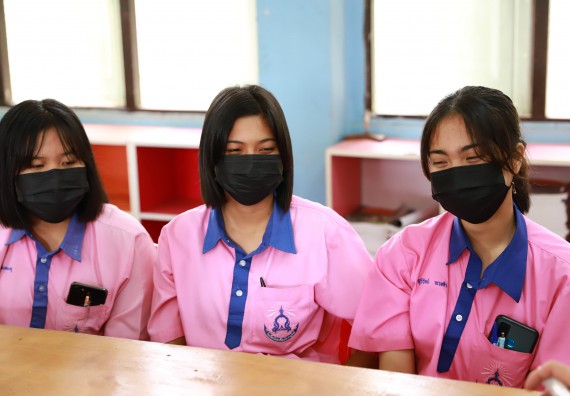 ภาพกิจกรรม  คณะวิทยาศาสตร์และเทคโนโลยี จัดค่ายวิทยาศาสตร์สัญจรโรงเรียนวังตะเคียนประชานุสรณ์