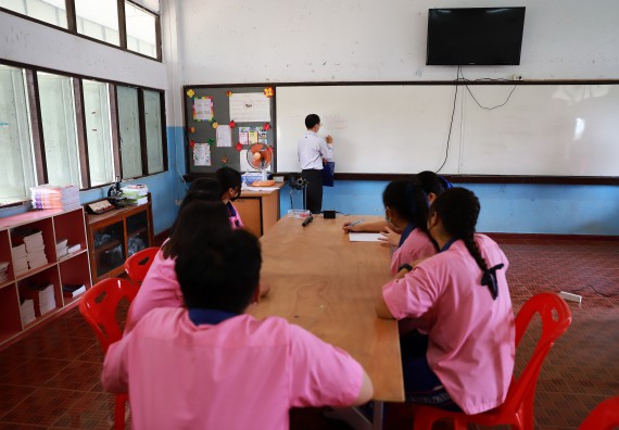 ภาพกิจกรรม  คณะวิทยาศาสตร์และเทคโนโลยี จัดค่ายวิทยาศาสตร์สัญจรโรงเรียนวังตะเคียนประชานุสรณ์