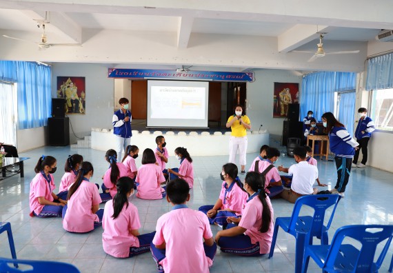 ภาพกิจกรรม  คณะวิทยาศาสตร์และเทคโนโลยี จัดค่ายวิทยาศาสตร์สัญจรโรงเรียนวังตะเคียนประชานุสรณ์