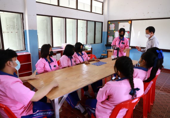 ภาพกิจกรรม  คณะวิทยาศาสตร์และเทคโนโลยี จัดค่ายวิทยาศาสตร์สัญจรโรงเรียนวังตะเคียนประชานุสรณ์