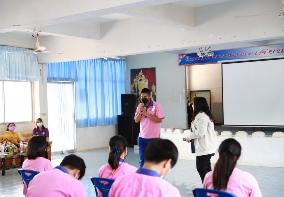 ภาพกิจกรรม  คณะวิทยาศาสตร์และเทคโนโลยี จัดค่ายวิทยาศาสตร์สัญจรโรงเรียนวังตะเคียนประชานุสรณ์