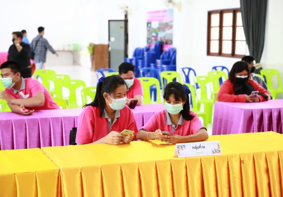 ภาพกิจกรรม  คณะวิทยาศาสตร์และเทคโนโลยี จัดค่ายวิทยาศาสตร์สัญจรโรงเรียนราษฎร์ปรีชาวิทยาคม