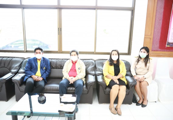 ภาพกิจกรรม  คณะวิทยาศาสตร์และเทคโนโลยี จัดค่ายวิทยาศาสตร์สัญจรโรงเรียนราษฎร์ปรีชาวิทยาคม