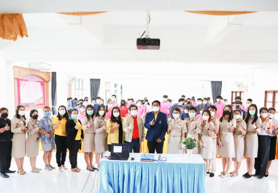 ภาพกิจกรรม  คณะวิทยาศาสตร์และเทคโนโลยี จัดค่ายวิทยาศาสตร์สัญจรโรงเรียนราษฎร์ปรีชาวิทยาคม