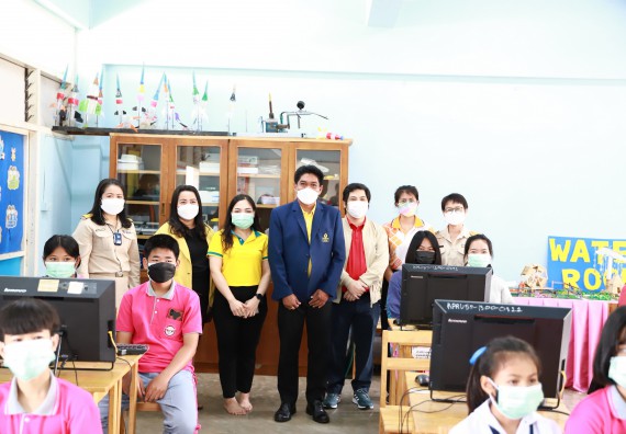 ภาพกิจกรรม  คณะวิทยาศาสตร์และเทคโนโลยี จัดค่ายวิทยาศาสตร์สัญจรโรงเรียนราษฎร์ปรีชาวิทยาคม