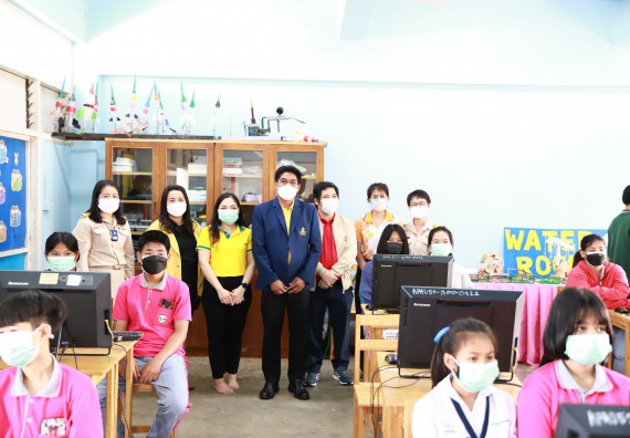 ภาพกิจกรรม  คณะวิทยาศาสตร์และเทคโนโลยี จัดค่ายวิทยาศาสตร์สัญจรโรงเรียนราษฎร์ปรีชาวิทยาคม