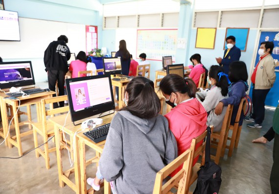 ภาพกิจกรรม  คณะวิทยาศาสตร์และเทคโนโลยี จัดค่ายวิทยาศาสตร์สัญจรโรงเรียนราษฎร์ปรีชาวิทยาคม