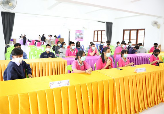 ภาพกิจกรรม  คณะวิทยาศาสตร์และเทคโนโลยี จัดค่ายวิทยาศาสตร์สัญจรโรงเรียนราษฎร์ปรีชาวิทยาคม