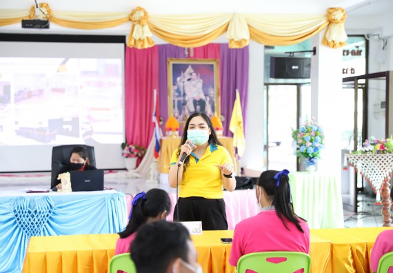 ภาพกิจกรรม  คณะวิทยาศาสตร์และเทคโนโลยี จัดค่ายวิทยาศาสตร์สัญจรโรงเรียนราษฎร์ปรีชาวิทยาคม