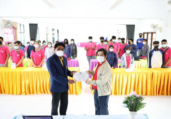 ภาพกิจกรรม  คณะวิทยาศาสตร์และเทคโนโลยี จัดค่ายวิทยาศาสตร์สัญจรโรงเรียนราษฎร์ปรีชาวิทยาคม