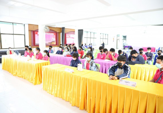 ภาพกิจกรรม  คณะวิทยาศาสตร์และเทคโนโลยี จัดค่ายวิทยาศาสตร์สัญจรโรงเรียนราษฎร์ปรีชาวิทยาคม